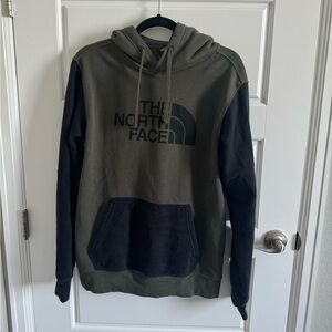 The North Face Men’s Sweatshirt Hoodie Green And Black Sz M